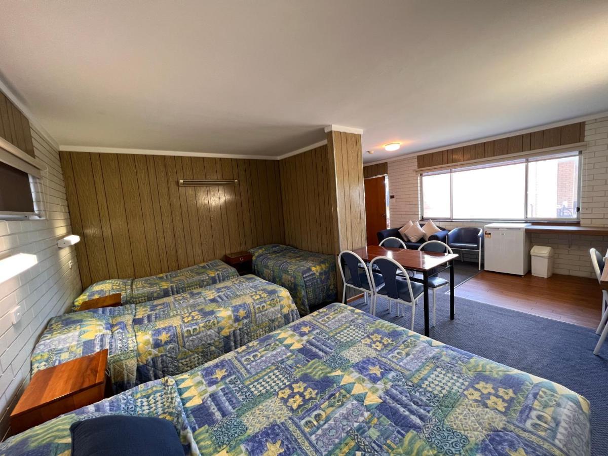 Sturt Motel Balranald Esterno foto